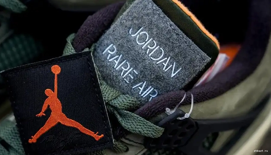 MATERIALS RETAIL Jordan PK READY GOD TO SHIP 4 Undefeated Olive Travis Scott 0510